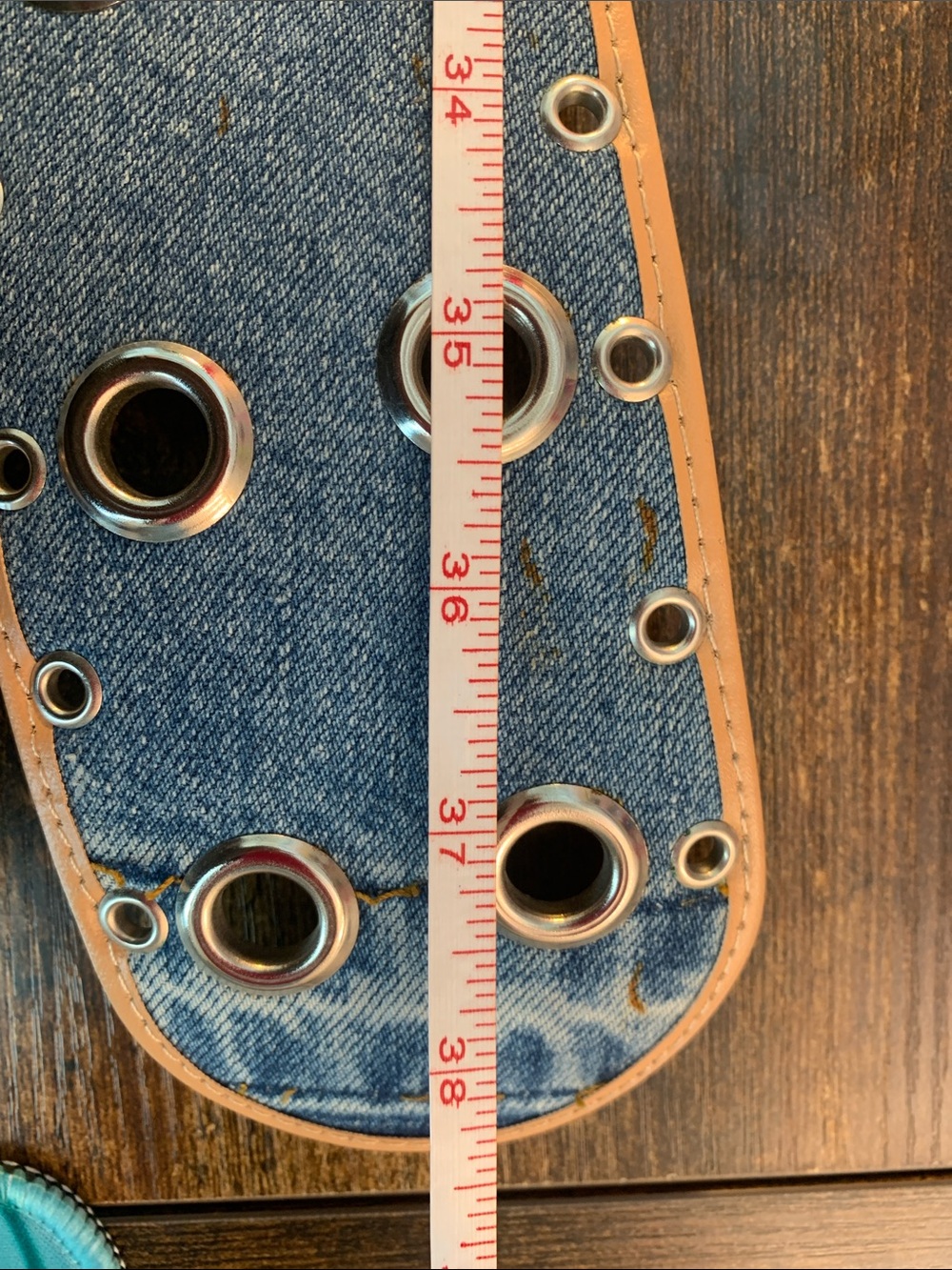 2 vintage wide woman's Belts size M - Picture 7 of 7